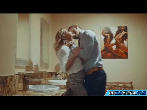 ❤️ 공공 화장실에서 가슴이 큰 금발이 당신을 유혹 할 때 ❌ 러시아 포르노 ko.cassino-vulkan646.ru에서